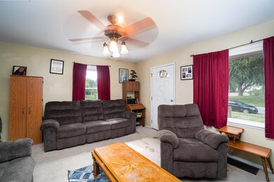 2271 Ashley Dr, Columbus, OH 43224 - photo 6