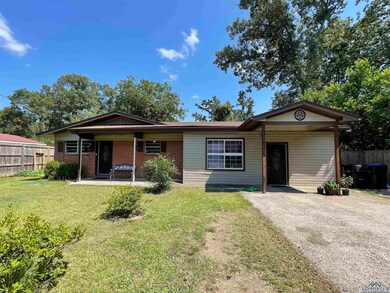 918 Doyle St, Longview, TX 75601 - photo 2