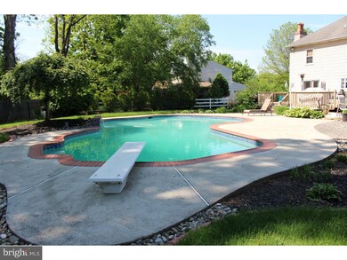 817 Clover Dr, North Wales, PA 19454 - photo 5