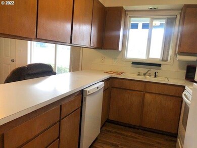 6659 N Fork Siuslaw Rd, Florence, OR 97439 - photo 6