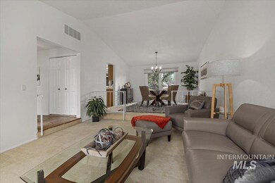 921 Rio Pinar Ln, Eagle, ID 83616 - photo 5