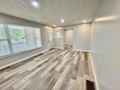 2509 Symington Ave, Columbus, OH 43204 - photo 6