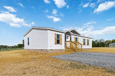 818 Clear Fork Rd, Russell Springs, KY 42642 - photo 2