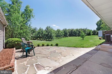 2526 Scotland Rd, Chambersburg, PA 17201 - photo 5