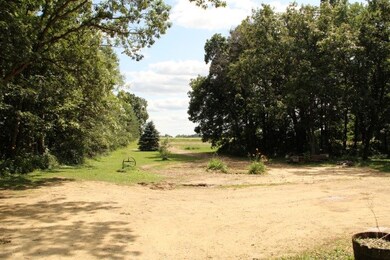 W1953 State Road 92, Brooklyn, WI 53521 - photo 4