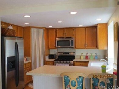 Sunny Kitchen