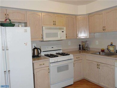 532 Jason Dr, Southampton, PA 18966 - photo 7