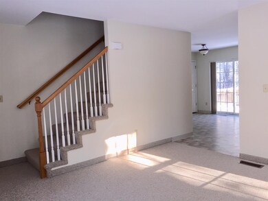 7 Long Pond Rd unit B, Kingston, NH 03848 - photo 5