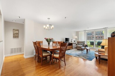 Thomas Graves Landing unit 311, Cambridge, MA 02141 - photo 5