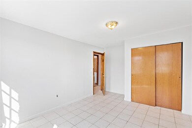 221 Angelique St unit 2, Weehawken, NJ 07086 - photo 3