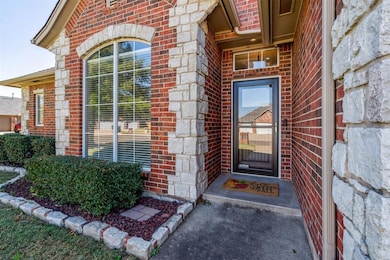 10608 NW 41st St, Yukon, OK 73099 - photo 6