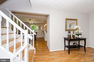 2033 Brooks Square Place, Falls Church, VA 22043 - photo 6