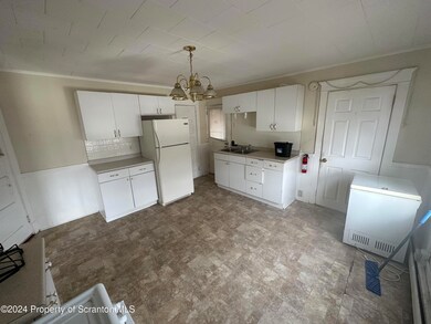 930 S Hanover St unit 3, Nanticoke, PA 18634 - photo 2