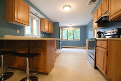 32 Castle Dr, Hooksett, NH 03106 - photo 7