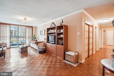 Westlake Towers unit 103, Bethesda, MD 20817 - photo 5