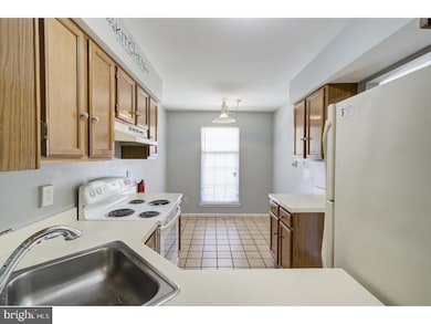 16 N Maple St unit A3, Woodbury, NJ 08096 - photo 4