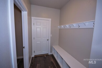 6681 E Harrington Dr, Nampa, ID 83687 - photo 5