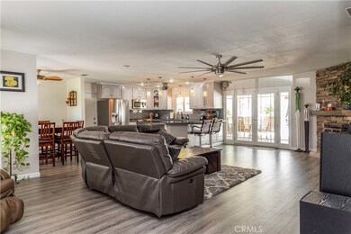 33085 Victoria Brooke Ln, Lake Elsinore, CA 92530 - photo 7