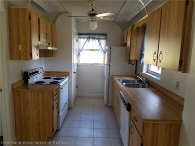 555 Serenade Terrace, Lake Placid, FL 33852 - photo 2