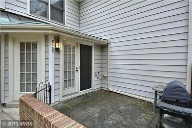 5805 Linden Square Ct, Rockville, MD 20852 - photo 7