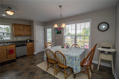 Spacious eat-in kitchen
