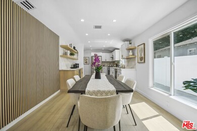 21008 Costanso St, Woodland Hills, CA 91364 - photo 4