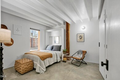 701WTrinityAve-7