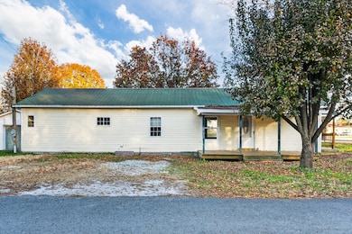 412 College St, Petersburg, TN 37144 - photo 4