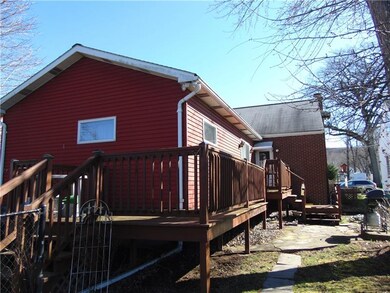 Rear side deck