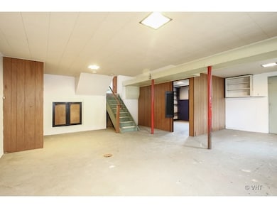 320 Woodland Hills Rd, Batavia, IL 60510 - photo 6