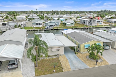 220 Bimini Dr, Palmetto, FL 34221 - photo 2