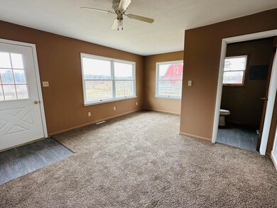 Family Room (1)