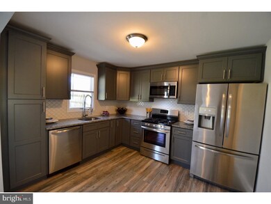 35 Melrose Dr, Pine Hill, NJ 08021 - photo 2