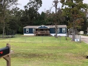 13015 Indian Ridge Dr, Old River-Winfree, TX 77535 - photo 2