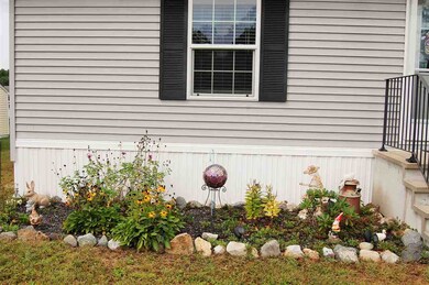 17 Pine St, Epsom, NH 03234 - photo 5