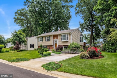 217 Rolling Rd, Gaithersburg, MD 20877 - photo 3