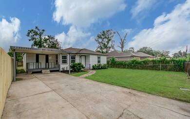 7209 S Hall St, Houston, TX 77028 - photo 5