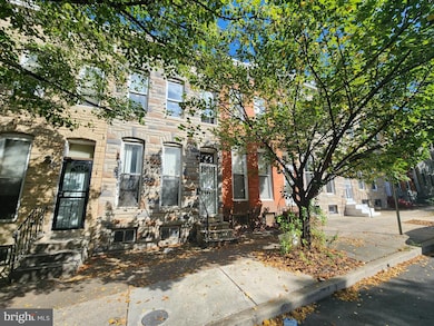 819 N Washington St, Baltimore, MD 21205 - photo 2
