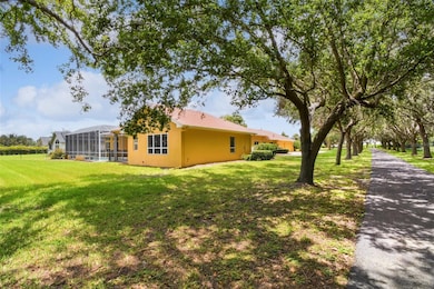 5517 Keeler Oak St, Lithia, FL 33547 - photo 6