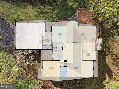 812 Richardson Dr, Harwood, MD 20776 - photo 4