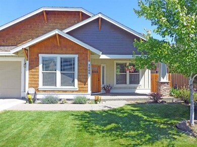 2885 SW Obsidian Ln, Redmond, OR 97756 - photo 2