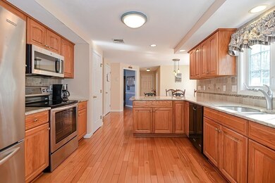 26 Willow Ln, Uxbridge, MA 01569 - photo 7