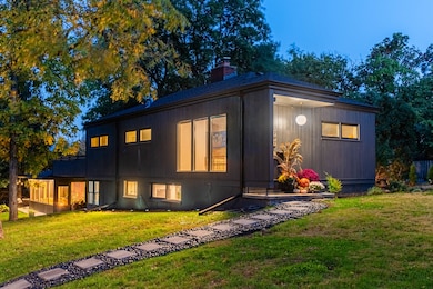 797 Forest Ave, Glen Ellyn, IL 60137 - photo 2