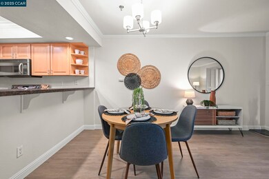 2550 Oak Rd unit 209, Walnut Creek, CA 94597 - photo 7