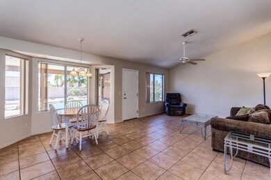 8063 E Des Moines St, Mesa, AZ 85207 - photo 6