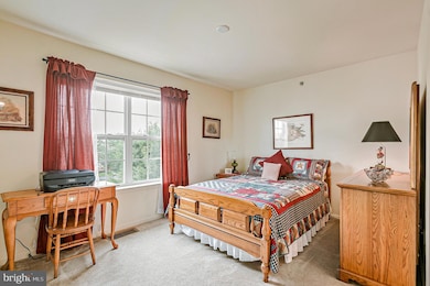 6780 Pioneer Dr unit 10DR, MacUngie, PA 18062 - photo 5