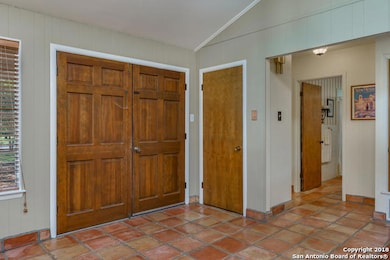 25607 Broad Oak Trail, San Antonio, TX 78255 - photo 3