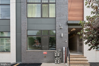 514 W Montgomery Ave unit 2, Philadelphia, PA 19122 - photo 2