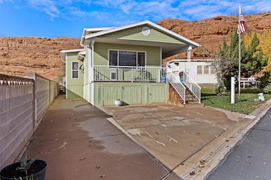 1150 W Red Hills Pkwy unit 185, Washington, UT 84780 - photo 2