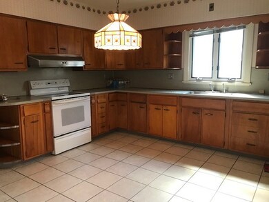 86 Hamilton Ave, Barrington, RI 02806 - photo 3